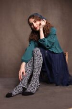 جوراب بالای زانو طرح گل و مرغ