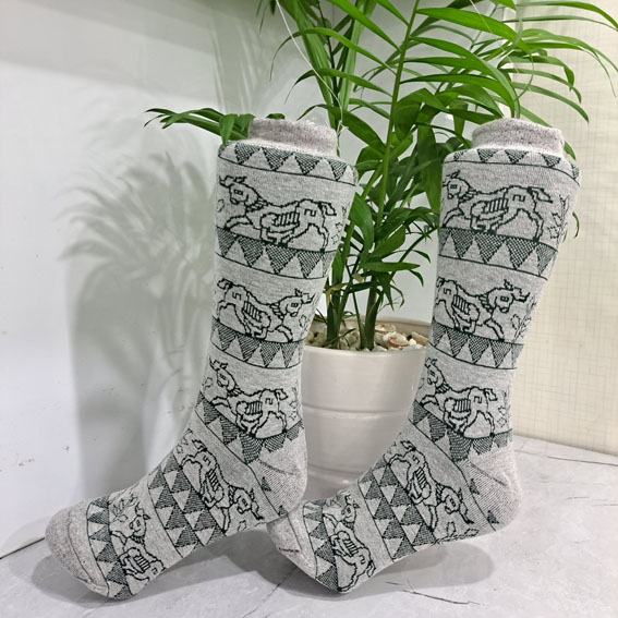 جوراب نیم ساق طرح اسب شاخدار طوسی